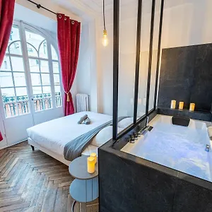 Jacuzzi-nice Quartier Des Musiciens-loft Appartement Nice